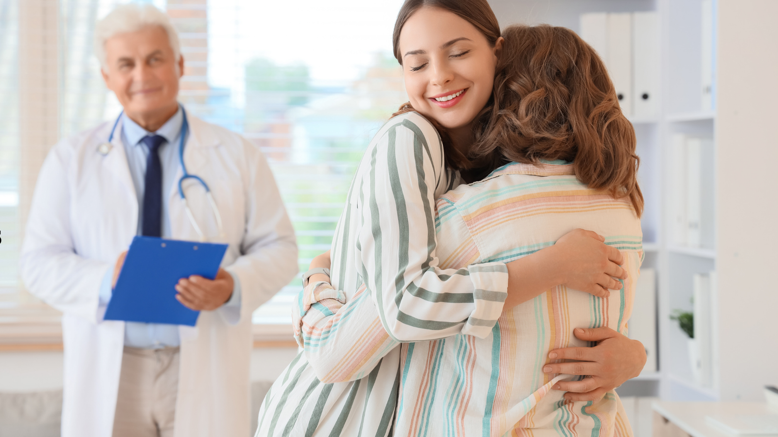 ROPA (Reciprocal IVF) nedir, nasıl uygulanır, kimler için uygundur? Kıbrıs tüp bebek sürecinde paylaşılan annelik (partnerden yumurta alımı ile tüp bebek) yöntemi, adım adım süreç, avantajlar ve dikkat edilmesi gerekenler hakkında kapsamlı Türkçe rehber.